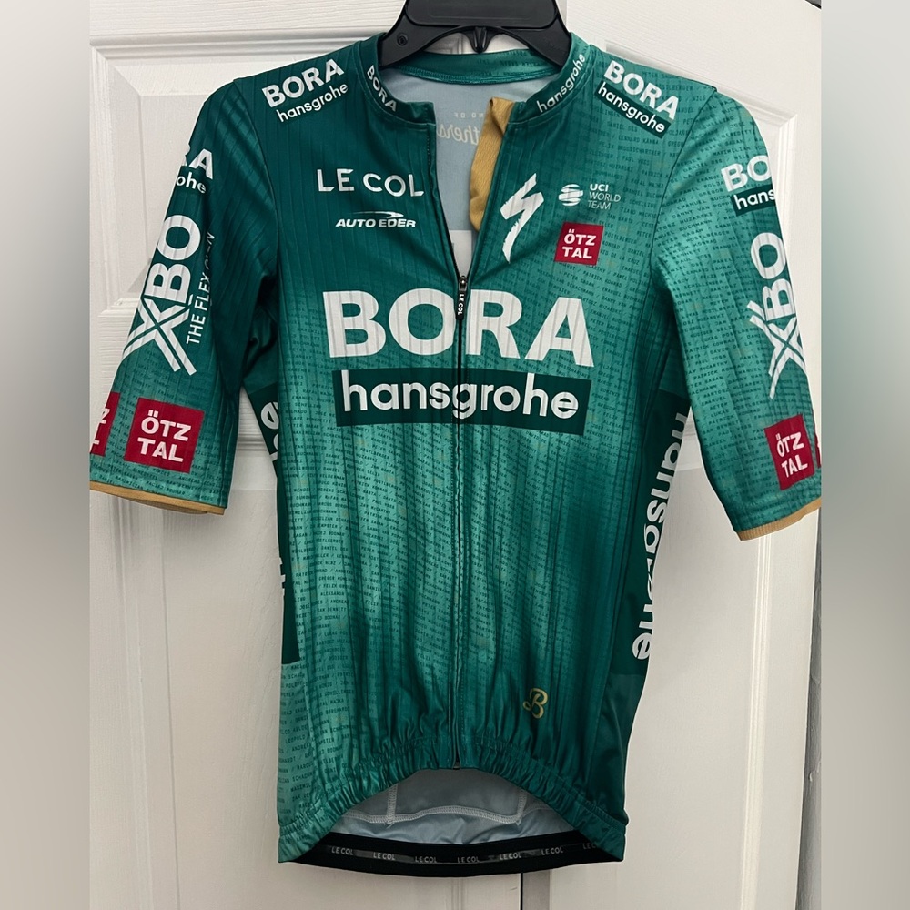 Le Col Cycling Men's Aero Jersey and Bib Shorts